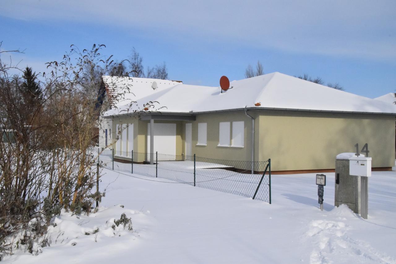 Ferienhaus Luessvitz Ummanz Extérieur photo